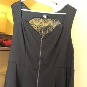 Torrid peplum top size 3